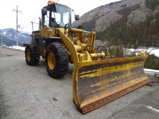 รถตัก Komatsu WA200-3สภาพสวยพร้อมใช้งานถึงไทยเร็วๆนี้คับ