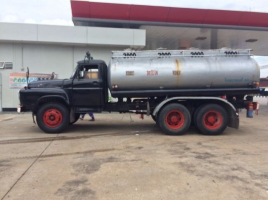 หัวยาว  บรรทุกน้ำมัน  12,000 ลิตร  รถพร้อมใช้งานทะเบียนเต็ม เจ้าของขายเอง  ราคา 280,000 บาท