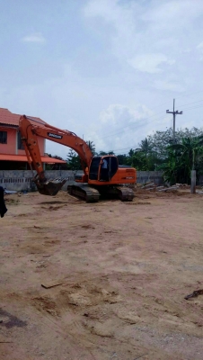 ขออนุญาติขายรถDOOSAN DX225LC ชั่วโมง10354 ได้บูมสั้นและยาวพร้อมใช้งานราคา 1650000สนใจติดต่อ 0853224877-0988930465