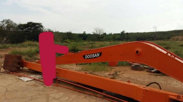 ขออนุญาติขายรถDOOSAN DX225LC ชั่วโมง10354 ได้บูมสั้นและยาวพร้อมใช้งานราคา 1650000สนใจติดต่อ 0853224877-0988930465 ขออนุญาติขายรถDOOSAN DX225LC ชั่วโมง10354 ได้บูมสั้นและยาวพร้อมใช้งานราคา 1650000สนใจติดต่อ 0853224877-0988930465