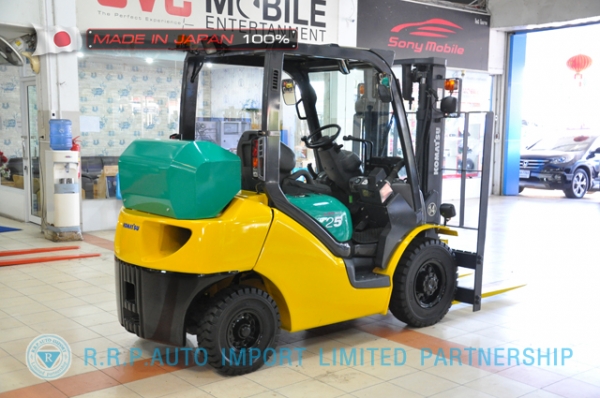 ขายรถโฟล์คลิฟท์มือสอง KOMATSU รุ่น FG25LT-15-571613 นำเข้าจากประเทศญี่ปุ่น 100\% ไม่เคยใช้งานในไทย