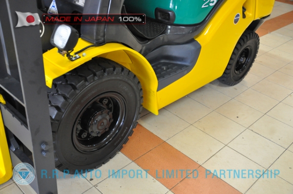 ขายรถโฟล์คลิฟท์มือสอง KOMATSU รุ่น FG25LT-15-571613 นำเข้าจากประเทศญี่ปุ่น 100\% ไม่เคยใช้งานในไทย