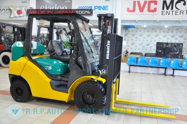 ขายรถโฟล์คลิฟท์มือสอง KOMATSU รุ่น FG25LT-15-571613 นำเข้าจากประเทศญี่ปุ่น 100\% ไม่เคยใช้งานในไทย