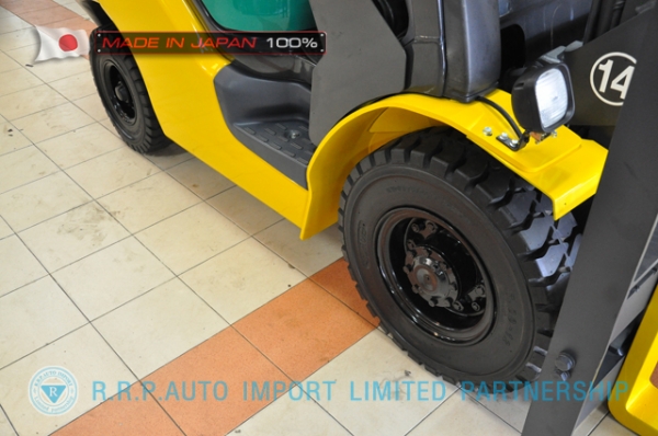 ขายรถโฟล์คลิฟท์มือสอง KOMATSU รุ่น FG25LT-15-571613 นำเข้าจากประเทศญี่ปุ่น 100\% ไม่เคยใช้งานในไทย