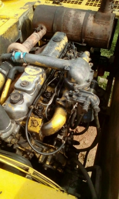 KOBELCO SK200MACK IIIไฟฟ้าตัด เอวแน่น ช่วงล่างเต็มทำงานไม่โหลด KOBELCO SK200MACK IIIไฟฟ้าตัด เอวแน่น ช่วงล่างเต็มทำงานไม่โหลด