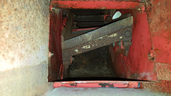 เครื่องสับกิ่งไม้ เดินหน้าถอยหลังได้ รหัสสินค้า E1 - 19 สอบถามไดต่อรองได้ ขายได้ขาย