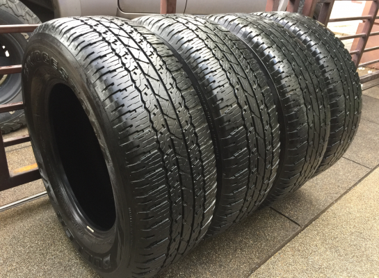 ยาง All Bridgestone 265 65 17 กลางปี15 ดอกเยอะ ไม่มีปะ เนื้อนิ่มๆ ราคาไม่แพง