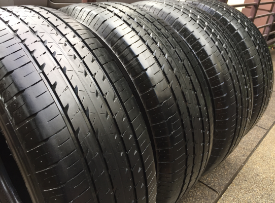 ยาง Firestone 265 65 17 กลางปี15 ดอกเต็ม ไม่มีปะ เนื้อนิ่มๆ ใช้ยาว ราคาไม่แพง