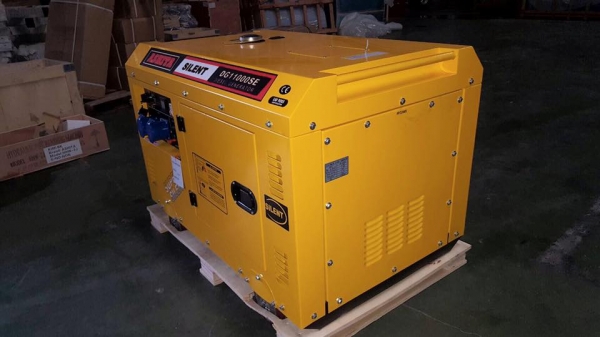 เครื่องปั่นไป ASHITA 8kw รูปทรงสวยงามทันสมัย