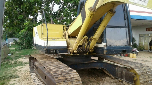 ขายด่วน KOBELCO SK120 MART III เครื่องปั้มดี ไฟฟ้าอยู่ครับ แอร์เย็น ตัวเดินดี เฟรมสวย รถพร้อมทำงาน เอกสารสัญญาซื้อขาย สนใจ 093-0764943