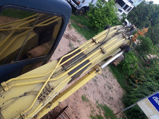 ขายด่วน KOBELCO SK120 MART III เครื่องปั้มดี ไฟฟ้าอยู่ครับ แอร์เย็น ตัวเดินดี เฟรมสวย รถพร้อมทำงาน เอกสารสัญญาซื้อขาย สนใจ 093-0764943