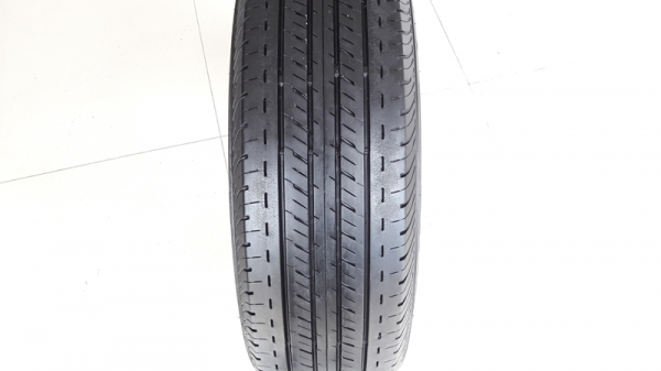 ยาง205/70/15  ปี16 BRIDGESTONE DURAVIS   4 เส้น