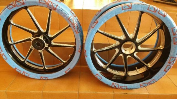 ขายล้อ FORGED DUCATI DIAVEL