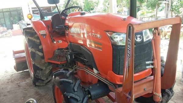 ขายรถไถL4708 อุกรณ์2ชิ่น ใบดันหน้า ผาน6ทำงานพัน ชม.สภาพเดิมสวย ยางเต็ม สภาพพร้อมใช้งาน ขายรถไถL4708 อุกรณ์2ชิ่น ใบดันหน้า ผาน6ทำงานพัน ชม.สภาพเดิมสวย ยางเต็ม สภาพพร้อมใช้งาน