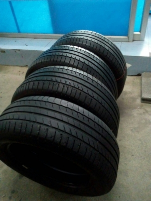 235/55R17  MICHELIN PLIMACY HP สวยๆ ชุด 4 เส้น  tel. 081-427-3941