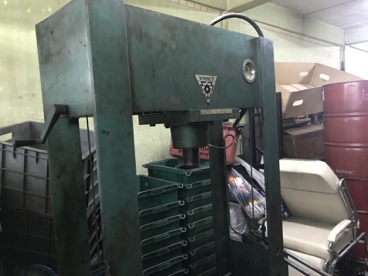 ขายเครื่องอัด30ตัน