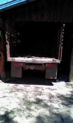 ขายด่วนอีแต๋นหกล้อ เครื่อง 85 ม้าพร้อมใข้งาน