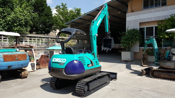 ขาย รถขุด KOBELCO รุ่น SK035 มือสองญี่ปุ่น แทรกเหล็ก สลักบูท เอวแน่น 100\% ปั้มนิ้ว ทำงานไวดี ทุกระบบ ทดสอบได้ มือถือ/LINE ID : 0818753444