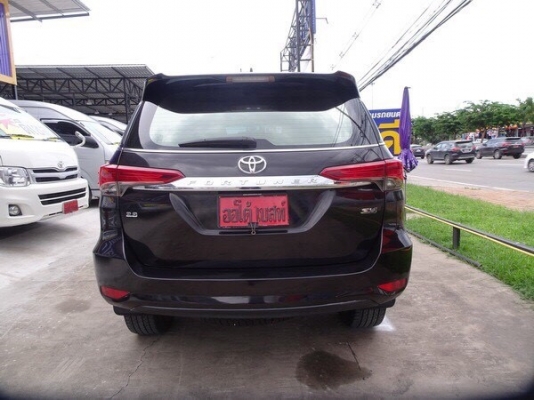 TOYOTA FORTUNER 2.8V 4WD เกียร์AT ปี 2015 โทร 062-991-6649 ดาวออโต้เบสท์