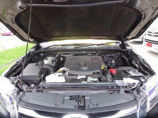 TOYOTA FORTUNER 2.8V 4WD เกียร์AT ปี 2015 โทร 062-991-6649 ดาวออโต้เบสท์