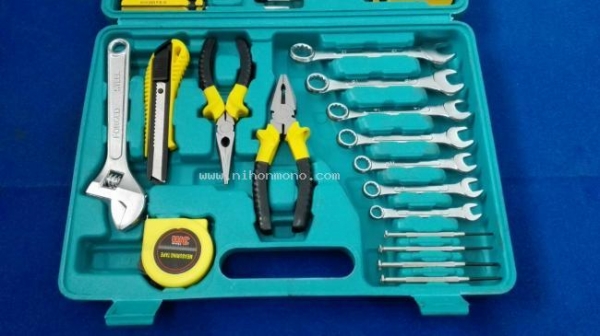 กล่องเครื่องมือ TF-060 มี60ชนิดของใหม่ รหัสสินค้า 81004766 ติดต่อ 081-8283376  www.nihonmono.com