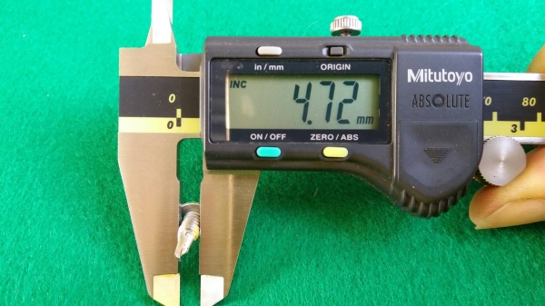 สกรูปลายสว่านสแตนเลสหัวเวเฟอร์