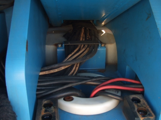 กระเช้าไฟฟ้าบูมพับ GENIE Z30/20N ยกสูง 9 เมตร มือสองญี่ปุ่น