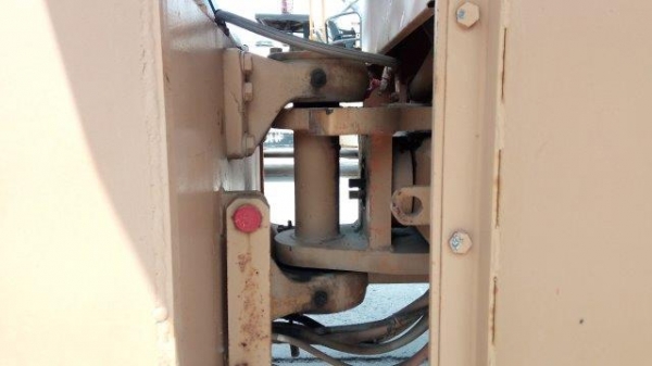 กระเช้าไฟฟ้าบูมพับ GENIE Z30/20N ยกสูง 9 เมตร มือสองญี่ปุ่น