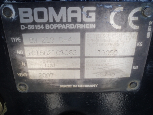 กระเช้าไฟฟ้าบูมพับ GENIE Z30/20N ยกสูง 9 เมตร มือสองญี่ปุ่น