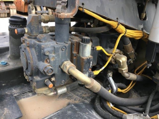 กระเช้าไฟฟ้าบูมพับ GENIE Z30/20N ยกสูง 9 เมตร มือสองญี่ปุ่น