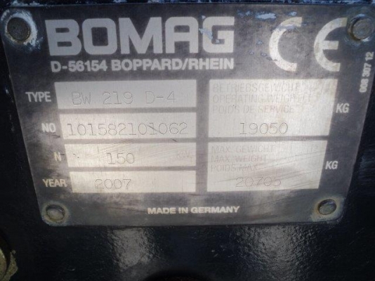 กระเช้าไฟฟ้าบูมพับ GENIE Z30/20N ยกสูง 9 เมตร มือสองญี่ปุ่น