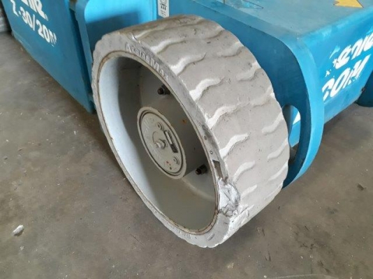 กระเช้าไฟฟ้าบูมพับ GENIE Z30/20N ยกสูง 9 เมตร มือสองญี่ปุ่น