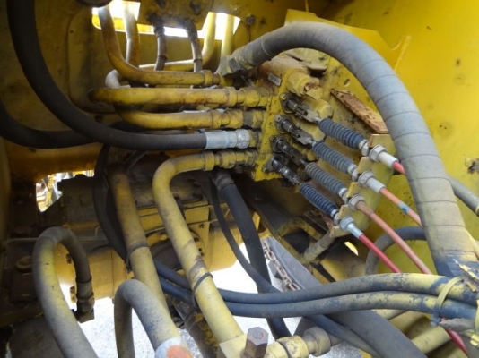 Komatsu WA200-3 รถตักนำเข้าจากญี่ปุ่น โทร. 080-6565422 (หนิง)