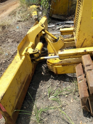 ขายKOMATSU D20P-7E  มาใหม่  เก่าญี่ปุ่นแท้  สภาพสวยมากๆ  3,xxx  ชั่วโมง  เดิมๆๆ  เครื่องปั๊มดี ลองระบบกันได้ทุกวัน  โทร  089-3818694  ดวงนภา