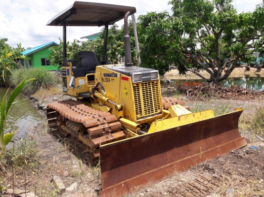 ขายKOMATSU D20P-7E  มาใหม่  เก่าญี่ปุ่นแท้  สภาพสวยมากๆ  3,xxx  ชั่วโมง  เดิมๆๆ  เครื่องปั๊มดี ลองระบบกันได้ทุกวัน  โทร  089-3818694  ดวงนภา