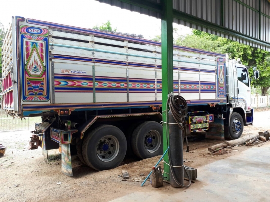 สิบล้อ อีซูชุ Dega 360ปี56.ดั้มกะบะมีเนียม มีระบบลากลูก รถห้างมือเดียวป้ายแดง สภาพนางฟ้าสวยจัดเดิมๆไม่มีตำนิใช้งานน้อย เล่ม-ทะเบียนพร้อมโอน สิบล้อ อีซูชุ Dega 360ปี56.ดั้มกะบะมีเนียม มีระบบลากลูก รถห้างมือเดียวป้ายแดง สภาพนางฟ้าสวยจัดเดิมๆไม่มีตำนิใช้งานน้อย เล่ม-ทะเบียนพร้อมโอน