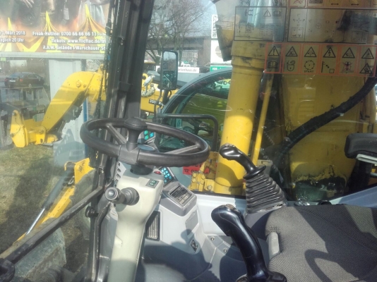 KOMATSU PC120-8 สวย ๆ มือสองญี่ปุ่น