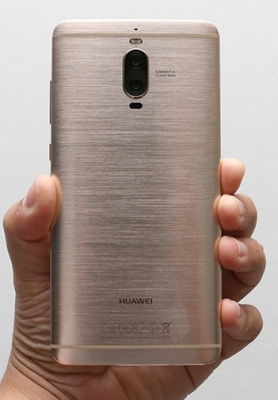 ขาย Huawei mate9pro เครื่อง4เดือนใหม่มาก 20,000บ.(งดต่อ)