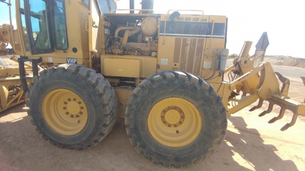 รถเกรดCaterpillar 140H รถเกรดCaterpillar 140H