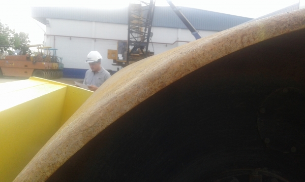 BOMAG BW219D-4 BOMAG BW219D-4