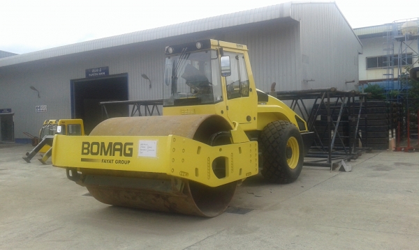 BOMAG BW219D-4 BOMAG BW219D-4