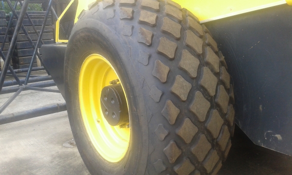 BOMAG BW219D-4 BOMAG BW219D-4