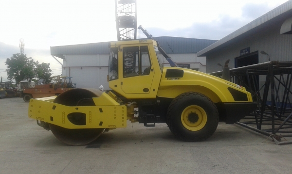 BOMAG BW219D-4 BOMAG BW219D-4