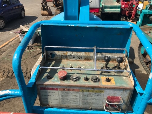 รถกระเช้า 6.8เมตร MAEDA HF070R รถกระเช้า 6.8เมตร MAEDA HF070R