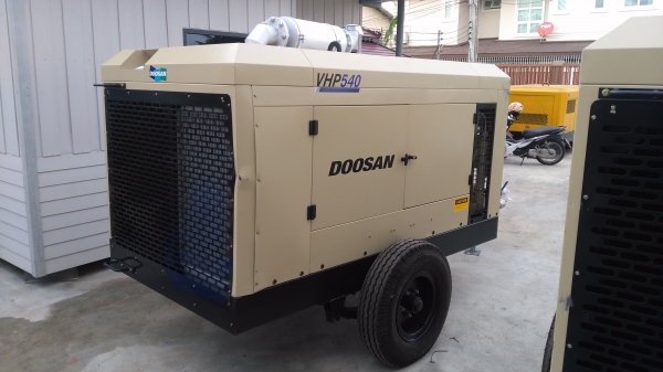 ขายเครื่องอัดลมมือ1 DOOSAN 540 CFM ( INGERSOLLAND ) ขายเครื่องอัดลมมือ1 DOOSAN 540 CFM ( INGERSOLLAND )