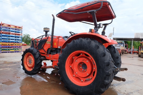 รถไถมือสอง  M7040 สวยๆใหม่ ดาวน์เพียง 130,000 บาทเท่านั้น โทรเลย 089-0111624