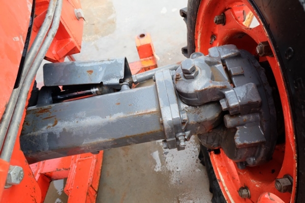 รถไถมือสอง  M7040 สวยๆใหม่ ดาวน์เพียง 130,000 บาทเท่านั้น โทรเลย 089-0111624