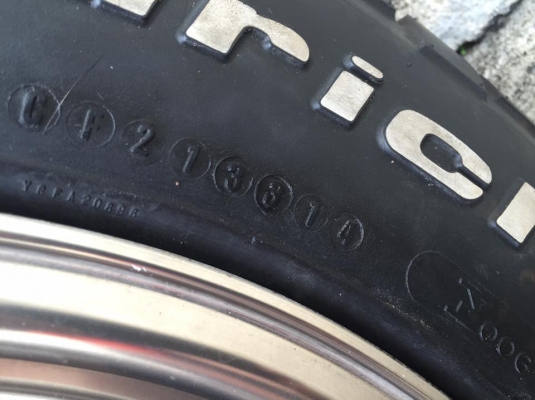 ล้อTE37x 16x8 off 0 ยางBF Mud Km2 265/75/16 สภาพใหม่ ดอกเต็มล้นๆ ทุกเส้น
