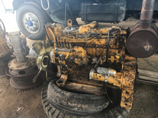 ขายด่วนเครื่องKOMATSU 6D95L ขายด่วนเครื่องKOMATSU 6D95L
