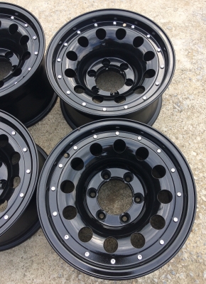 ขายล้อ BOSS RUNNER 4WD 15x8.5 ET - 27 สวยๆ ขายล้อ BOSS RUNNER 4WD 15x8.5 ET - 27 สวยๆ